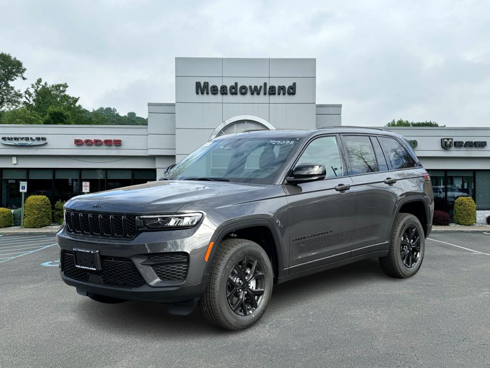 2025 Jeep Grand Cherokee Altitude X 1