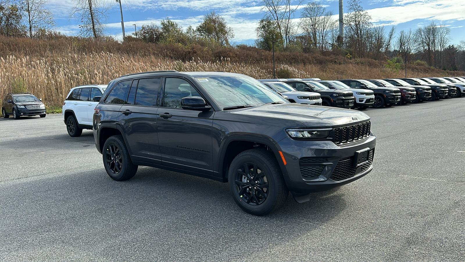 2025 Jeep Grand Cherokee Altitude X 2