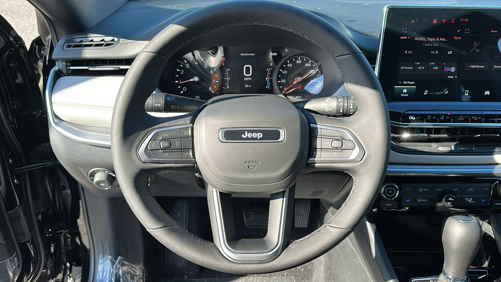 2025 Jeep Compass Limited 9