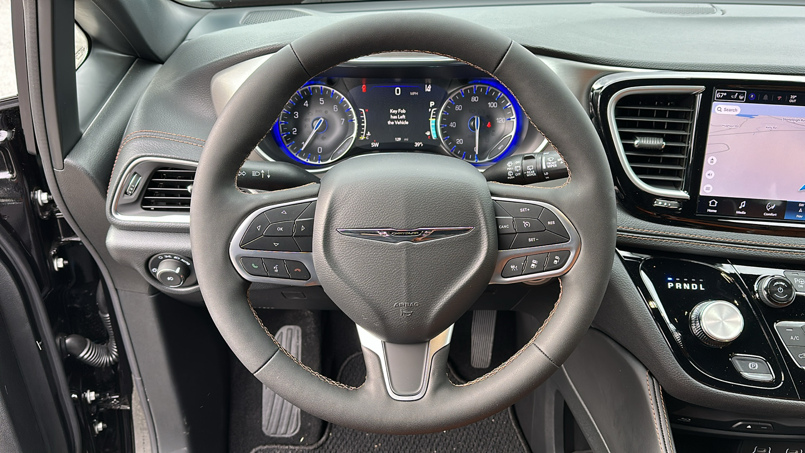 2025 Chrysler Pacifica Pinnacle 9