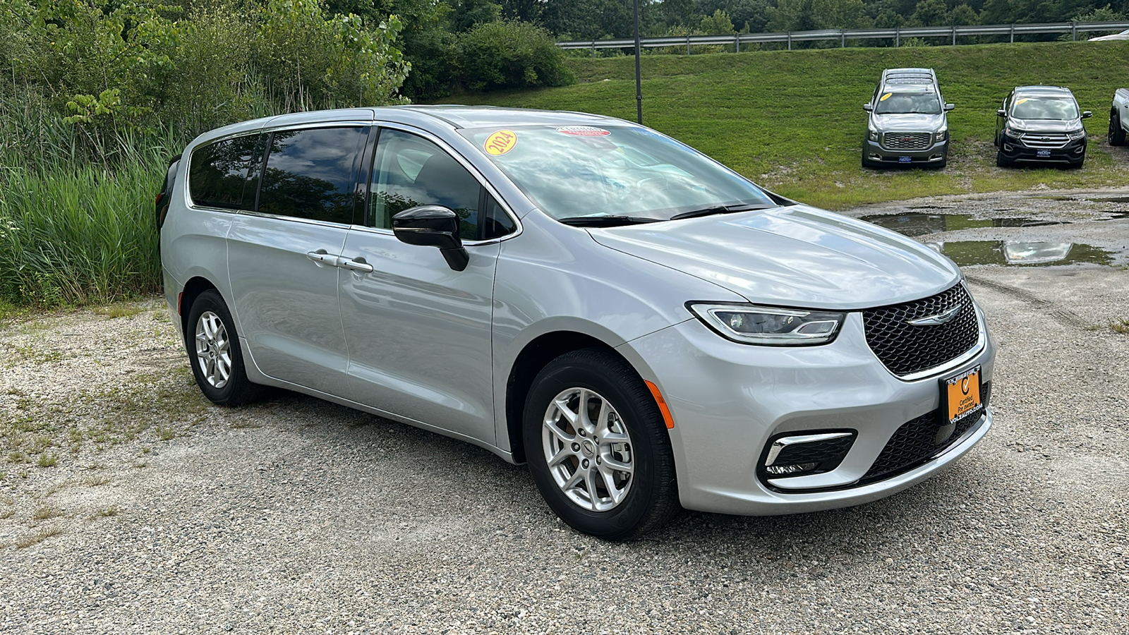 2024 CHRYSLER PACIFICA TOURING L 2