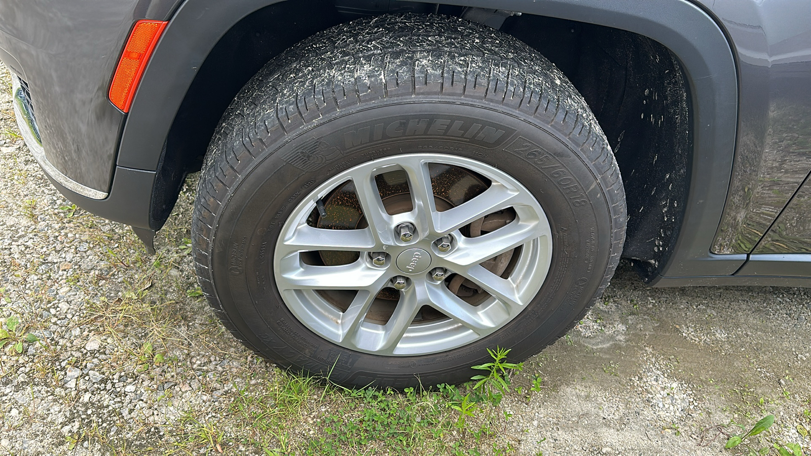 2021 JEEP GRAND CHEROKEE L LAREDO 5