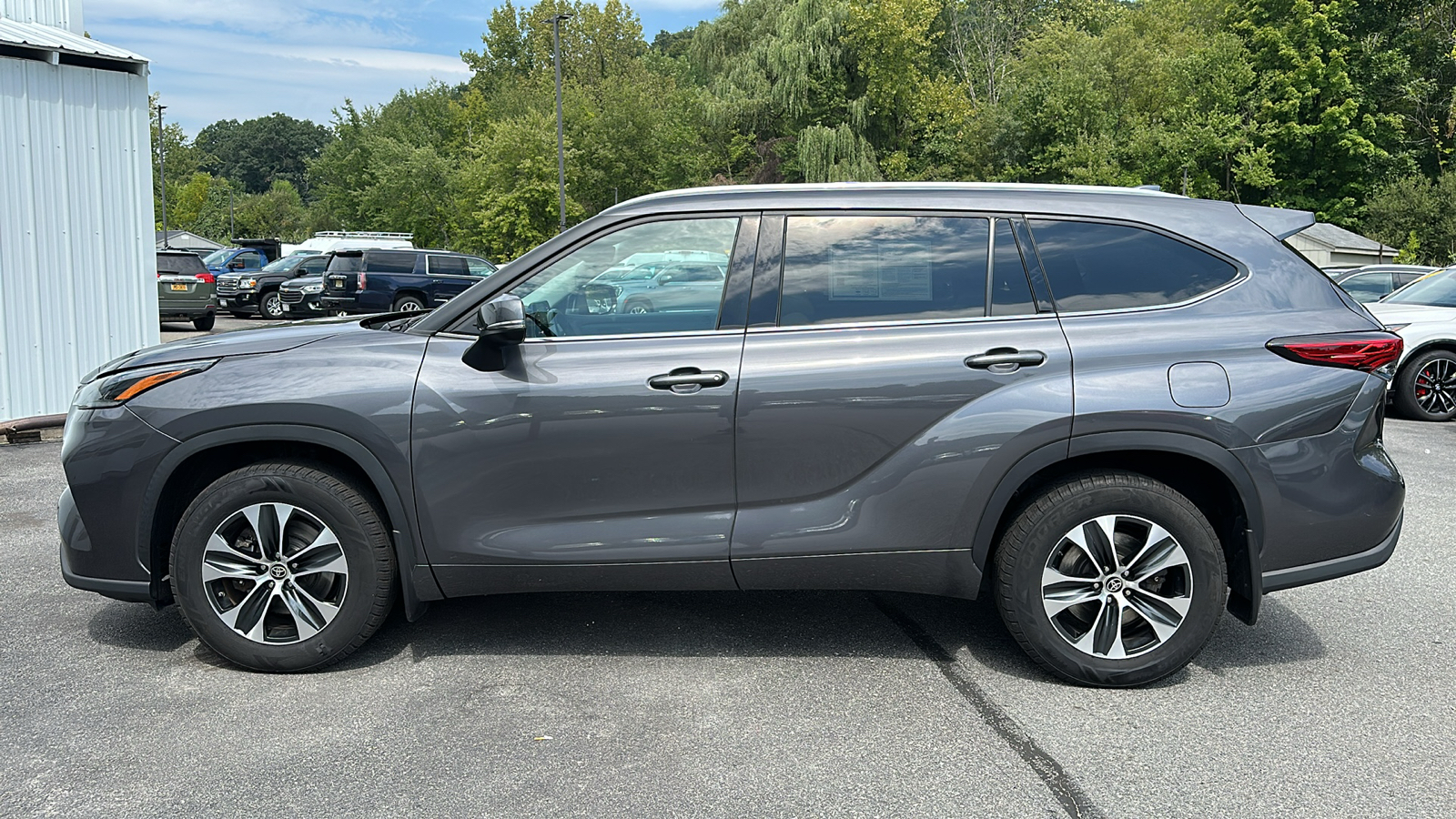 2021 TOYOTA HIGHLANDER XLE 7