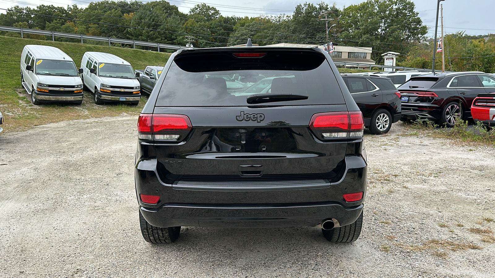 2021 JEEP GRAND CHEROKEE LAREDO X 5