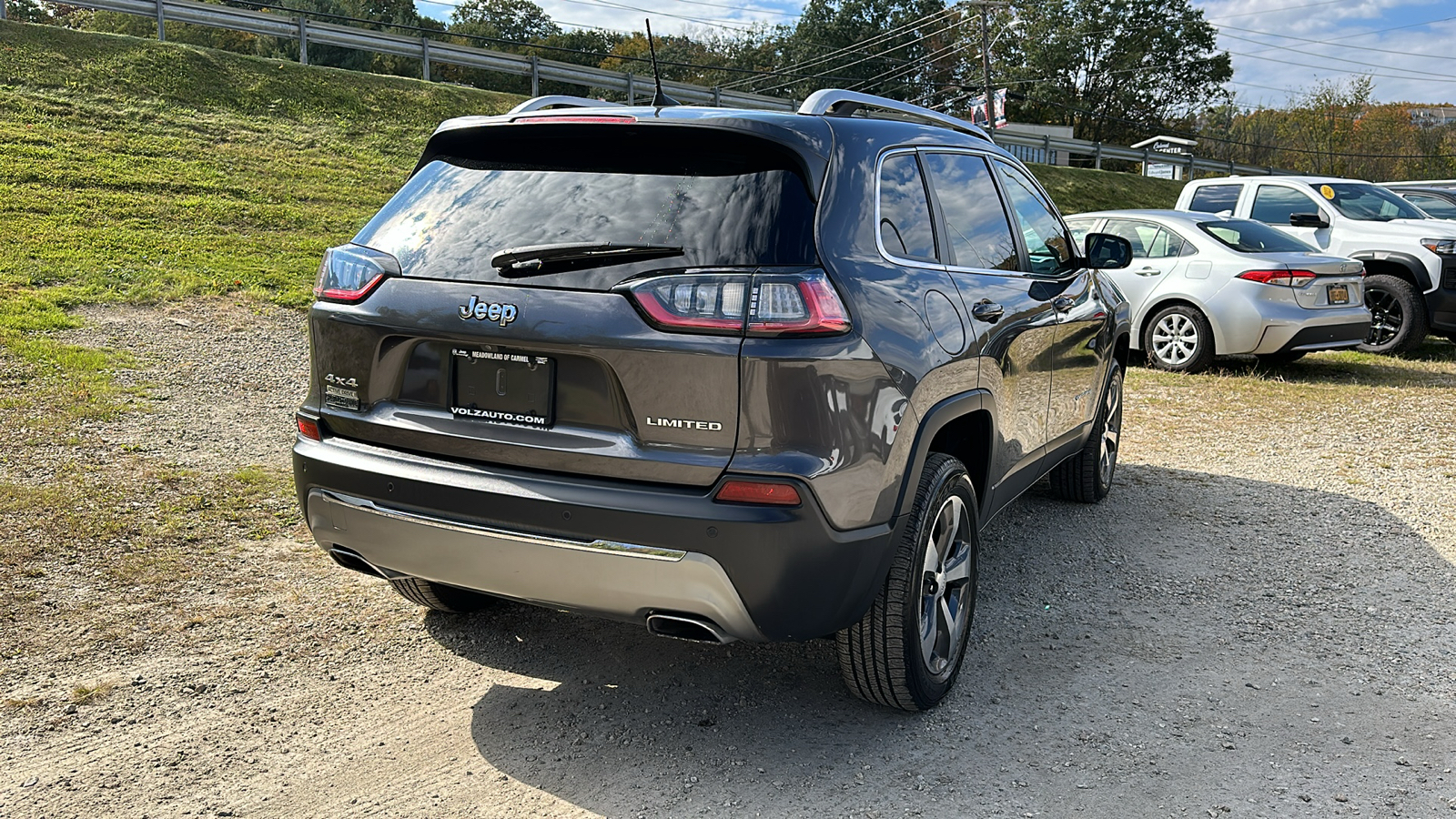 2019 JEEP CHEROKEE LIMITED 4