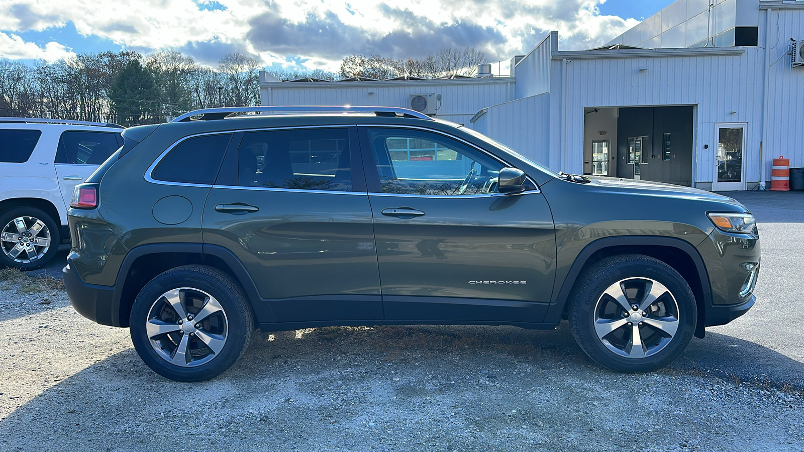 2020 JEEP CHEROKEE LIMITED 3