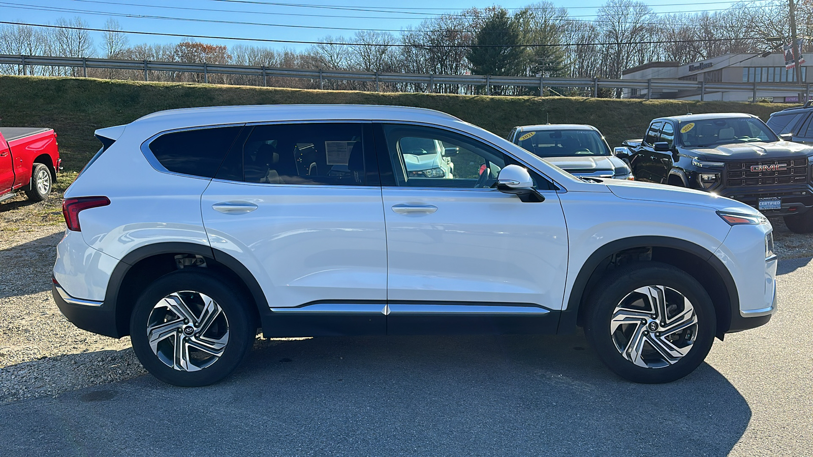 2021 HYUNDAI SANTA FE SEL 3