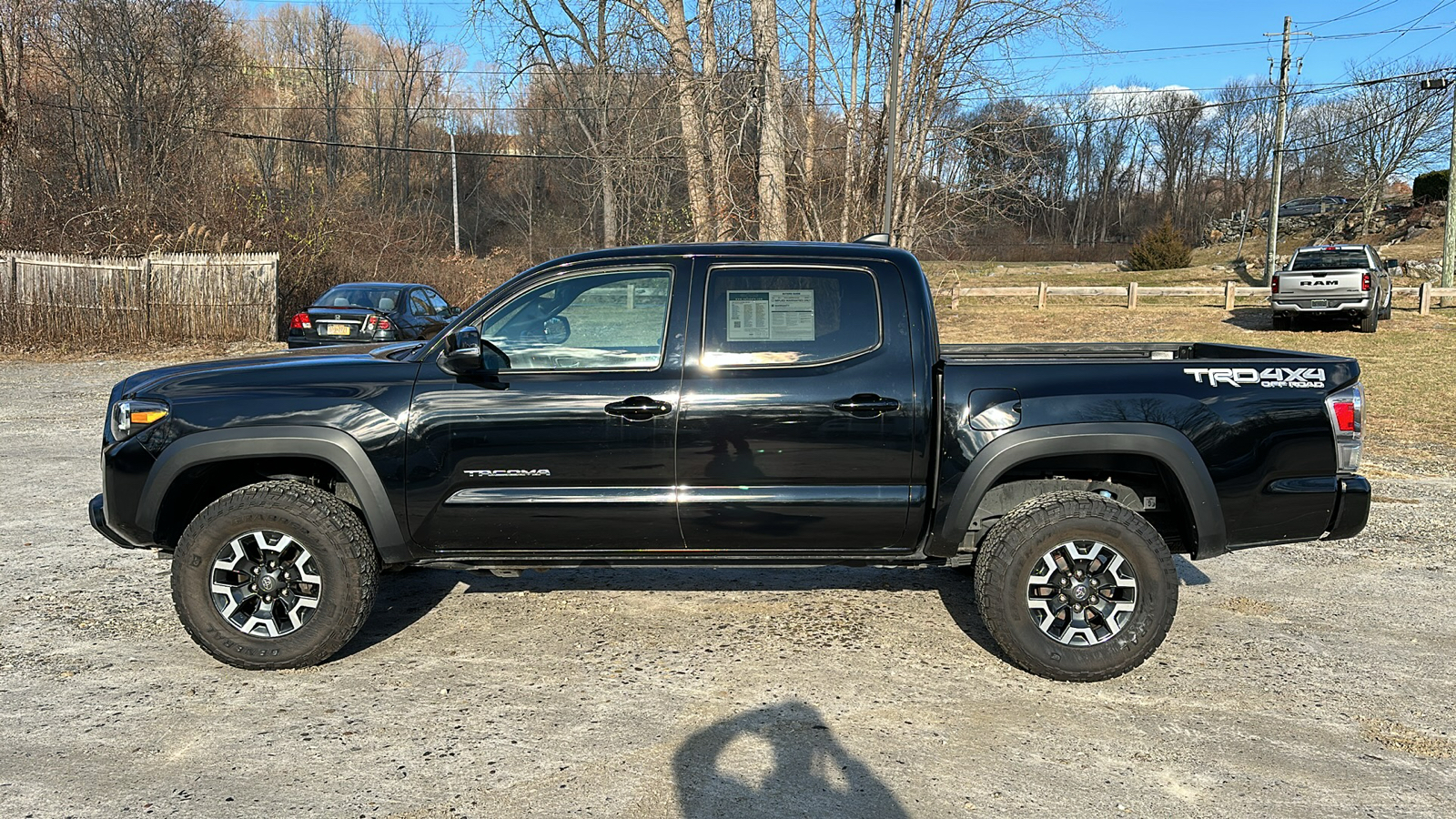 2023 TOYOTA TACOMA 4WD SR 7