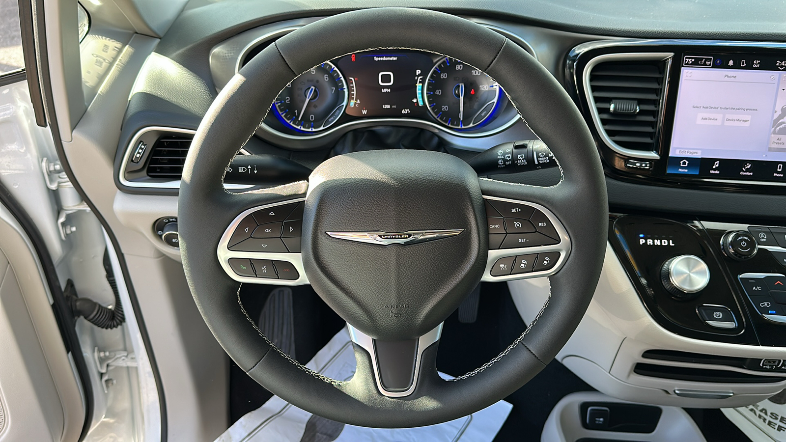 2024 CHRYSLER PACIFICA TOURING L 16