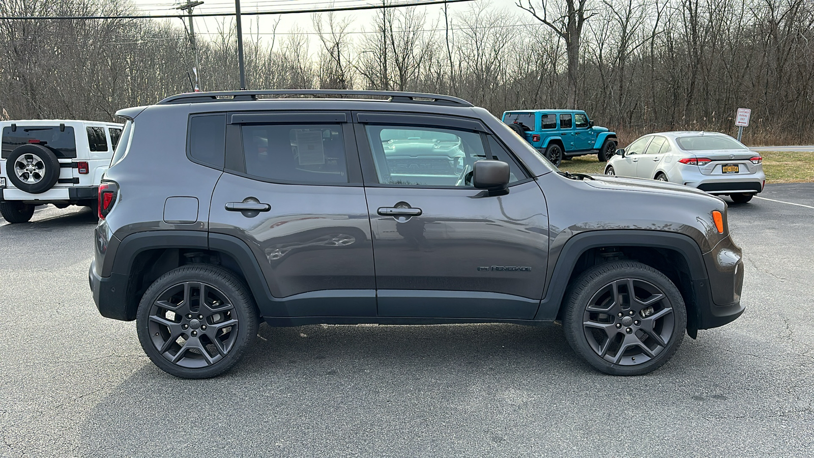 2021 JEEP RENEGADE 80TH ANNIVERSARY 3