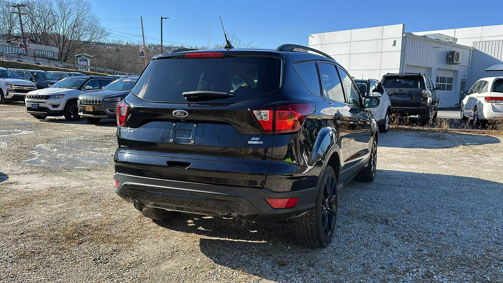 2019 FORD ESCAPE SE 4