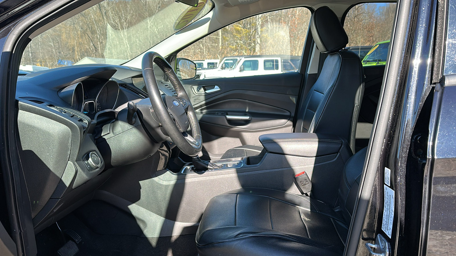 2019 FORD ESCAPE SE 13