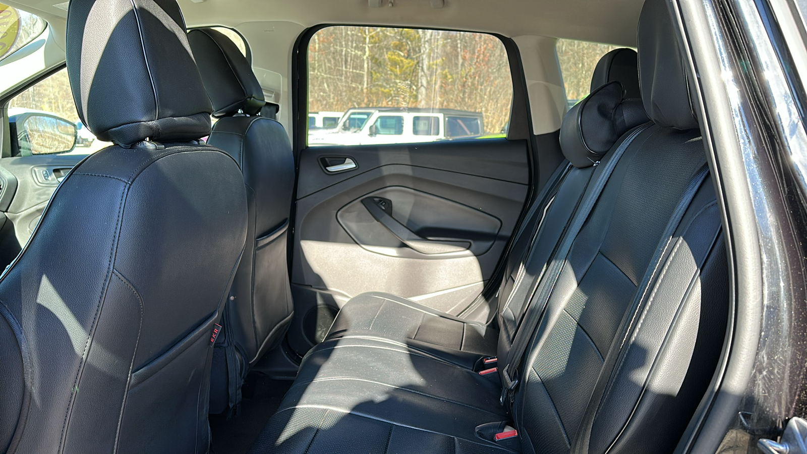 2019 FORD ESCAPE SE 28