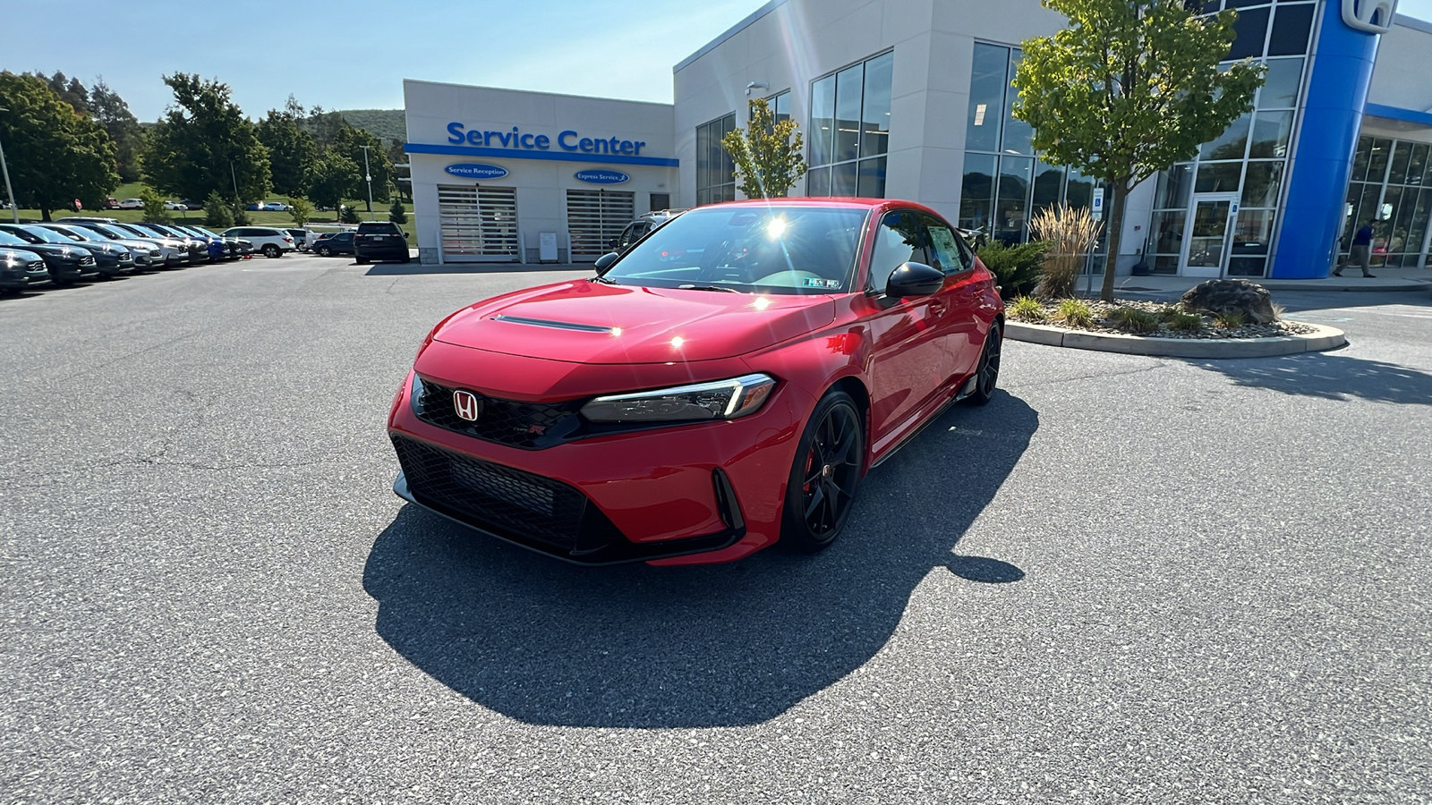 2024 Honda Civic Type R Base 8