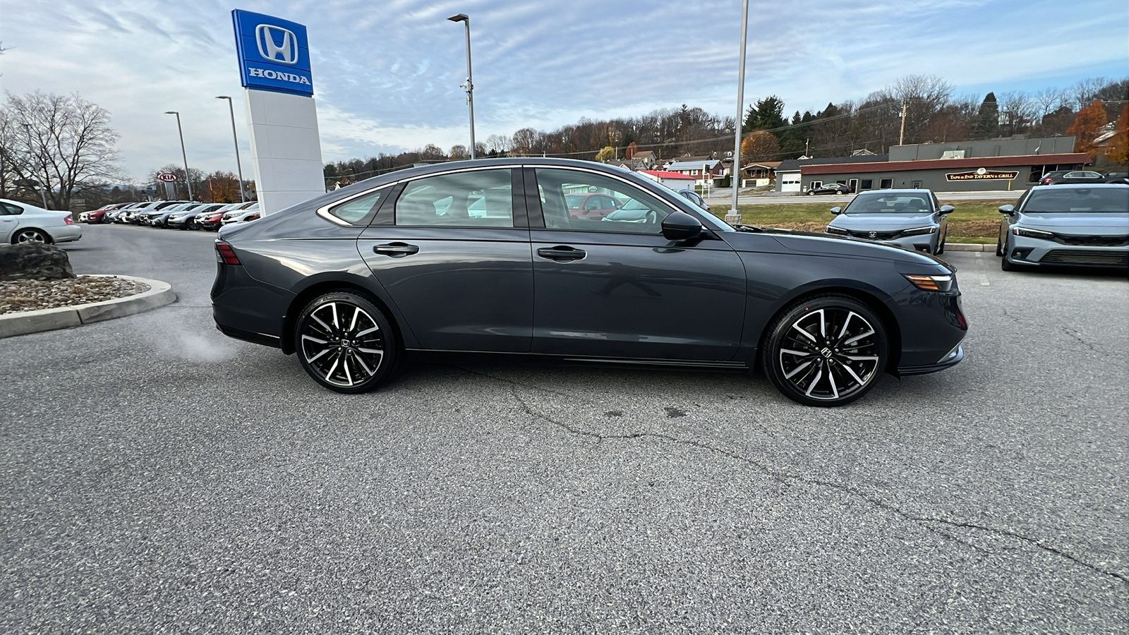 2025 Honda Accord Hybrid Touring 3