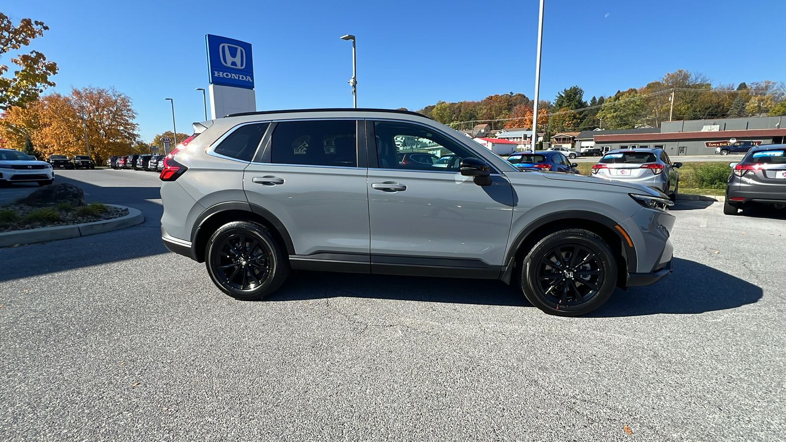 2025 Honda CR-V Hybrid Sport-L 3