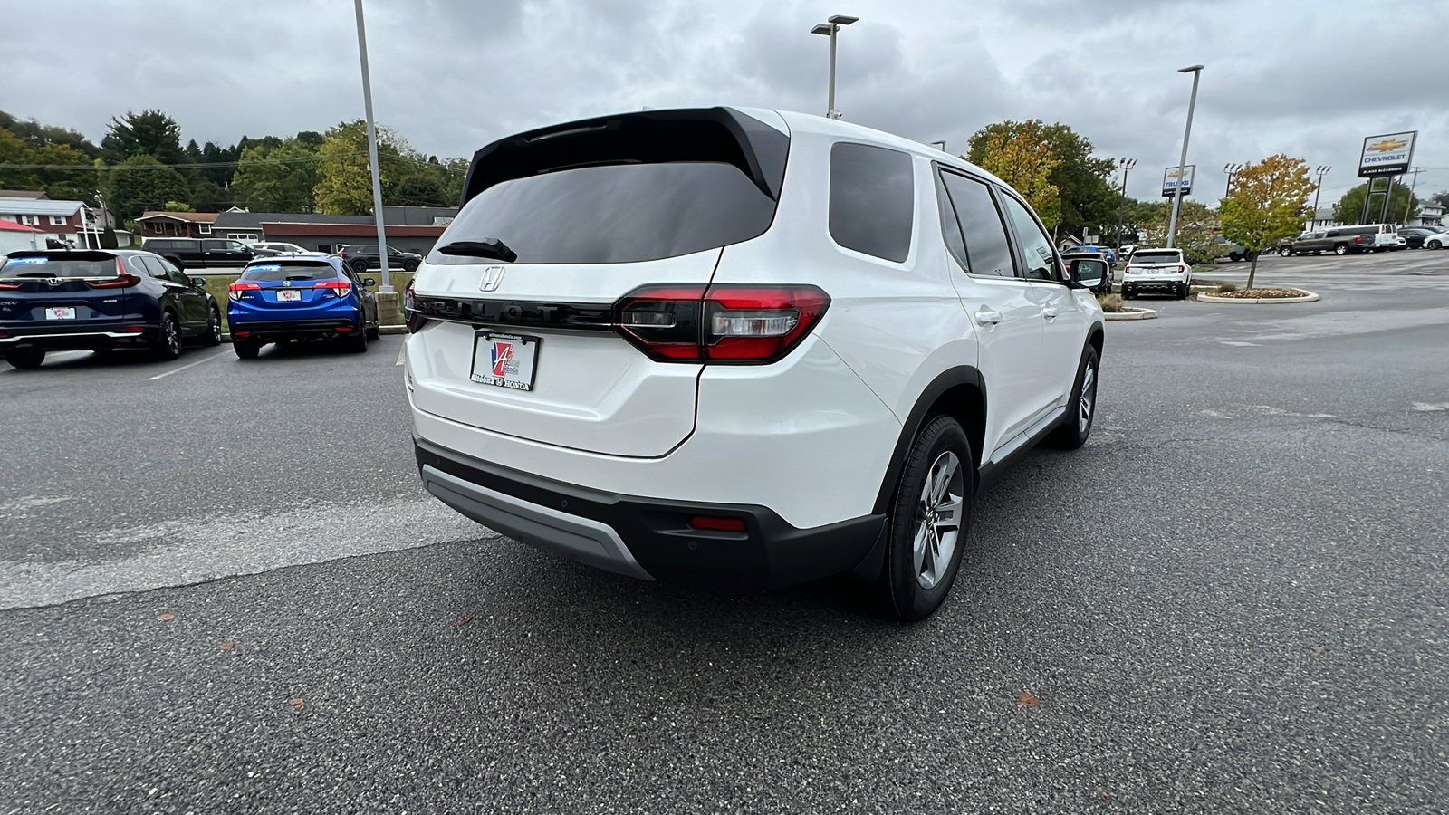 2025 Honda Pilot EX-L 4