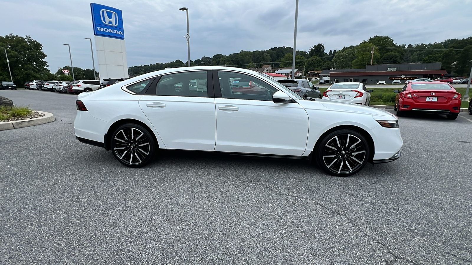 2024 Honda Accord Hybrid Touring 3