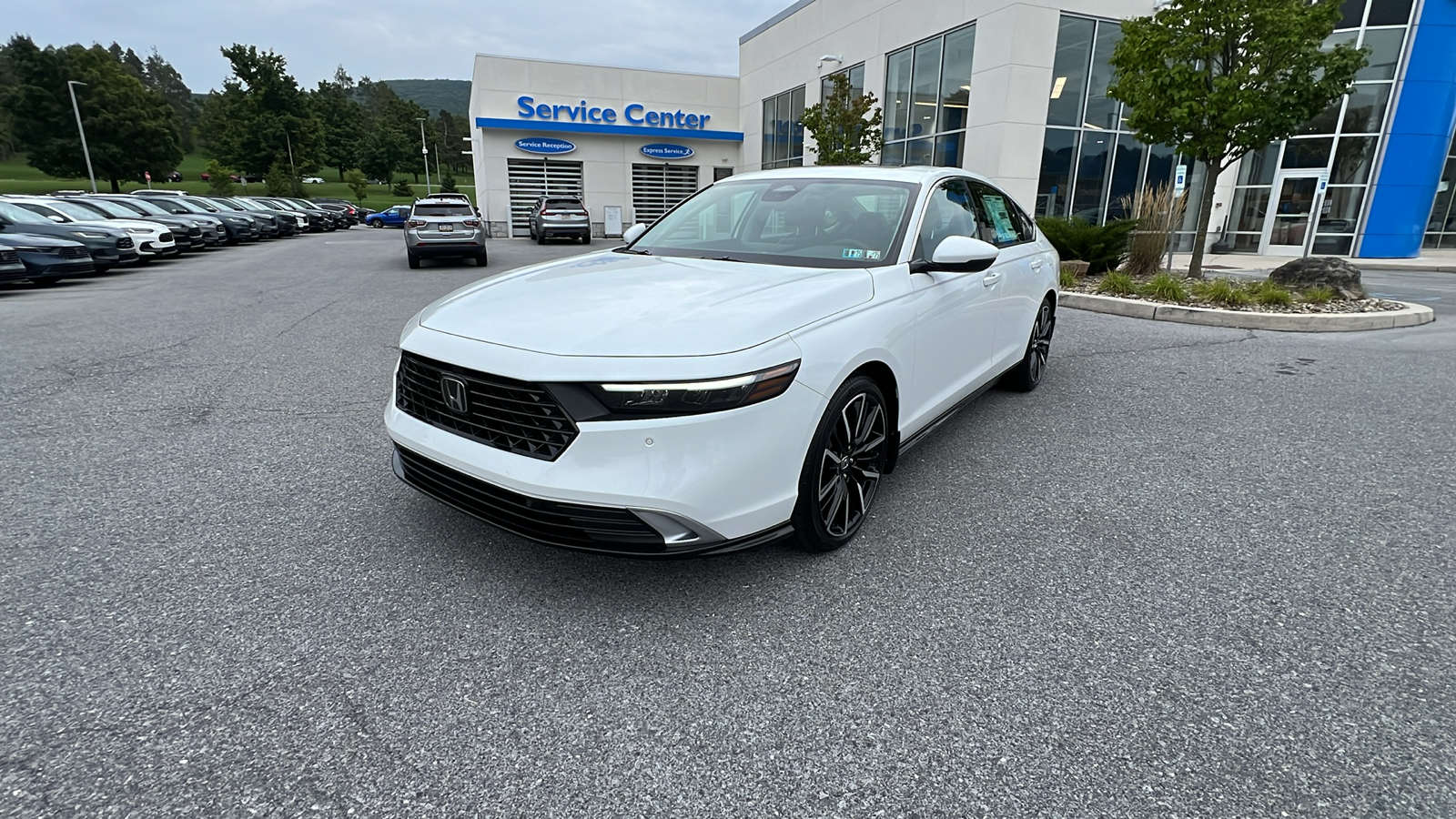 2024 Honda Accord Hybrid Touring 8