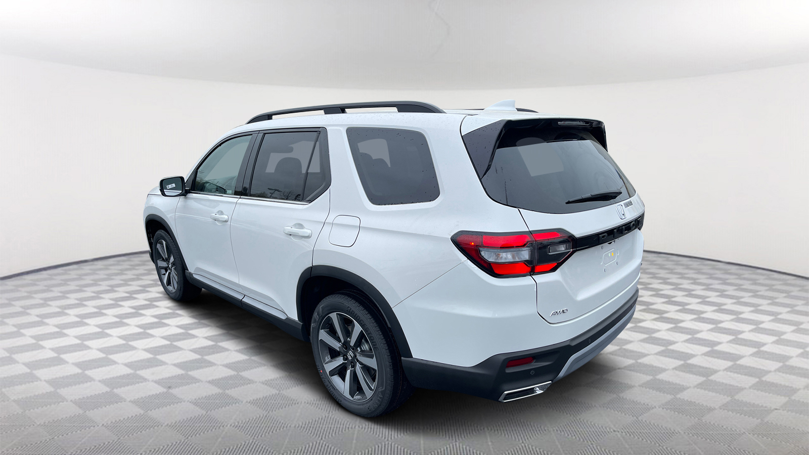 2025 Honda Pilot Touring 4