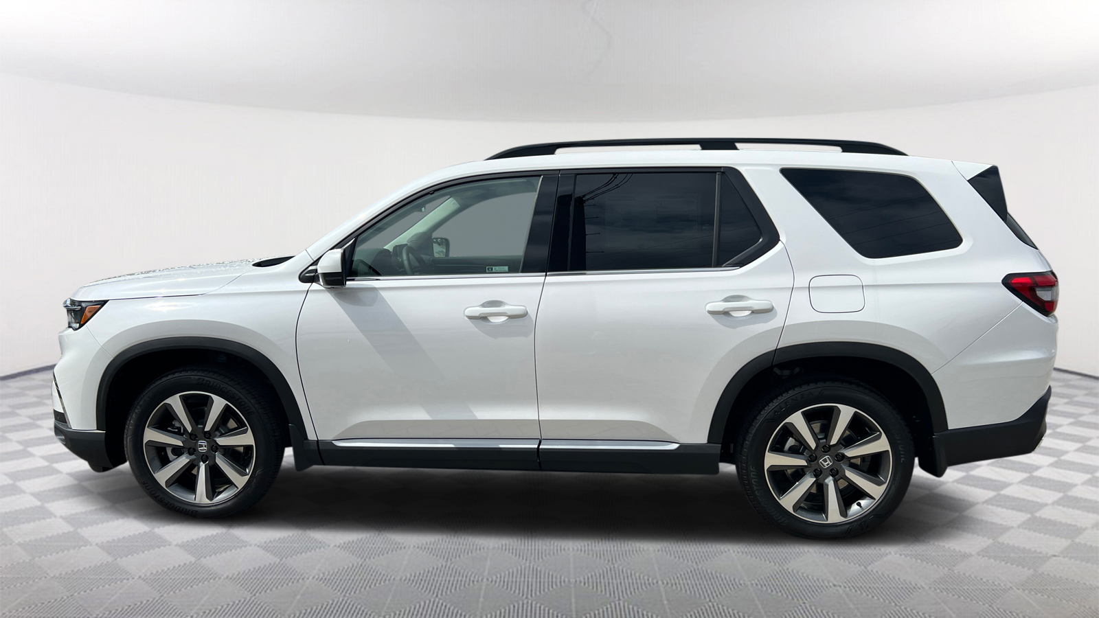 2025 Honda Pilot Elite 4