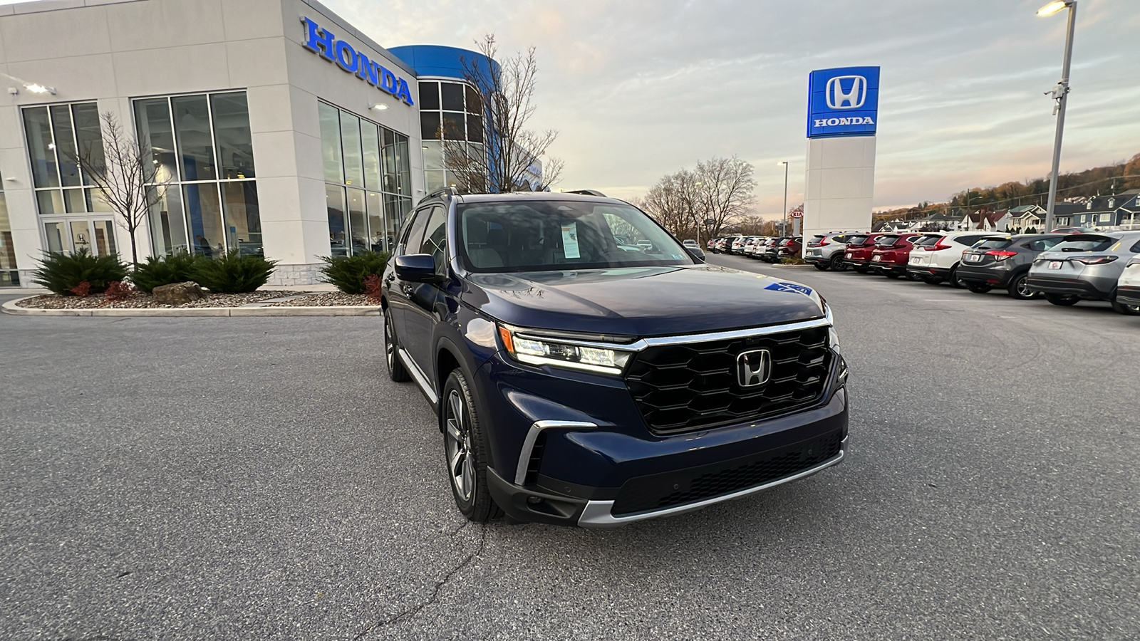 2025 Honda Pilot Elite 2