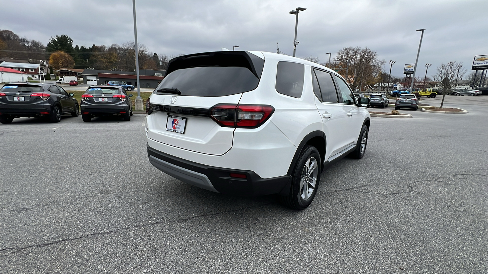 2025 Honda Pilot EX-L 4