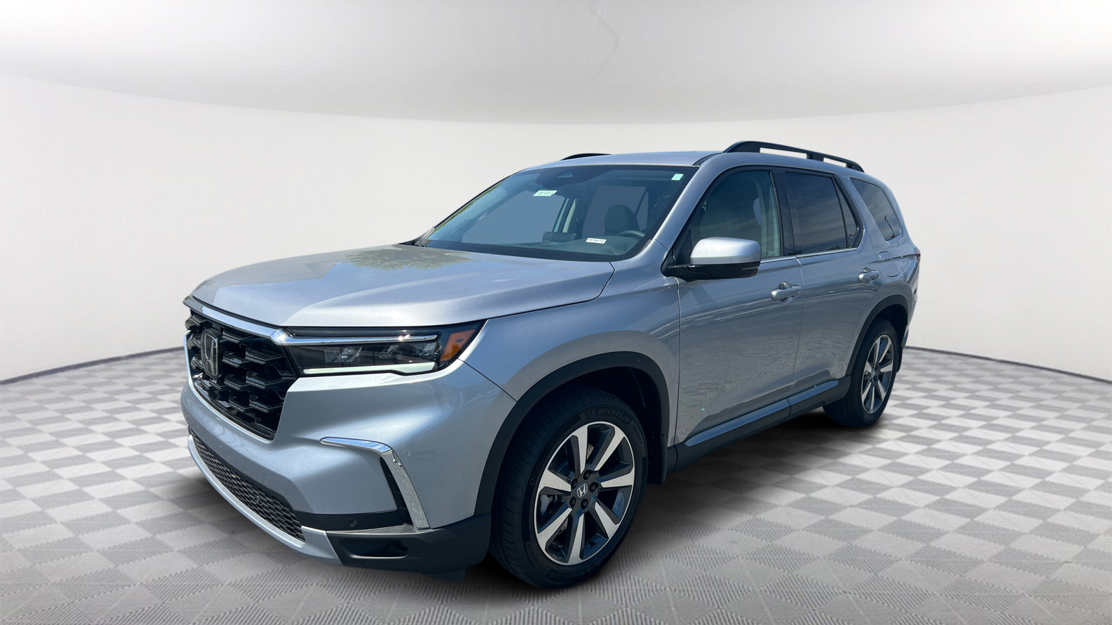 2025 Honda Pilot Touring 3