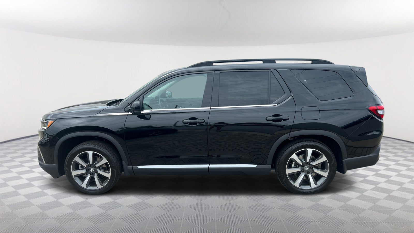 2025 Honda Pilot Elite 4