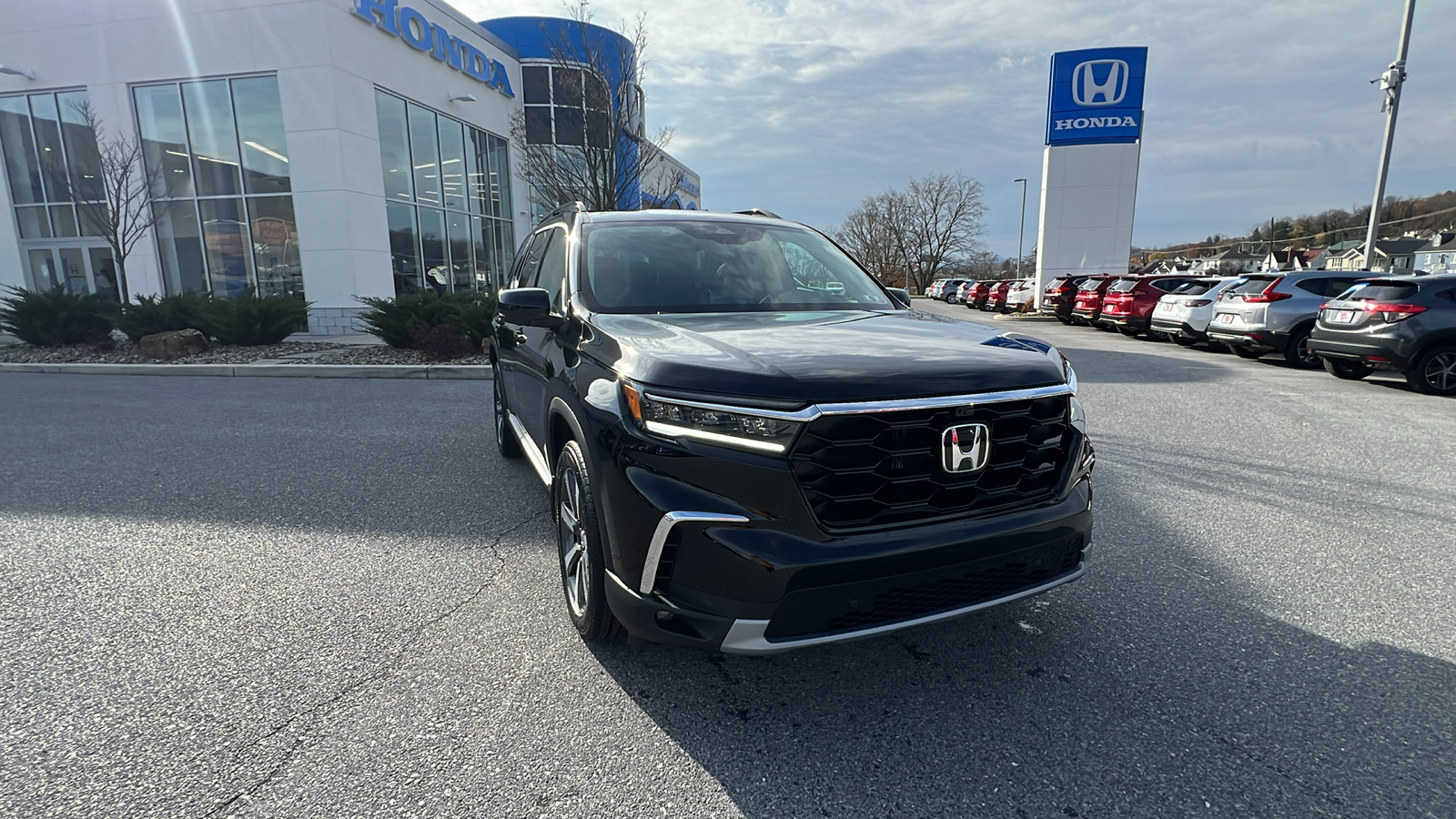 2025 Honda Pilot Elite 2