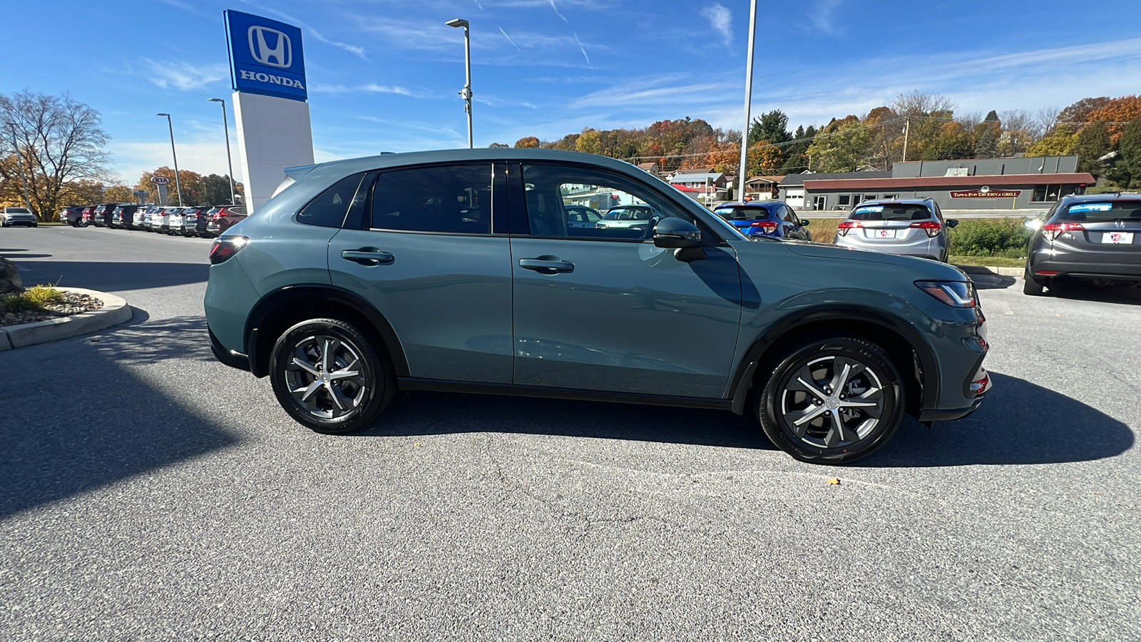 2025 Honda HR-V EX-L 3