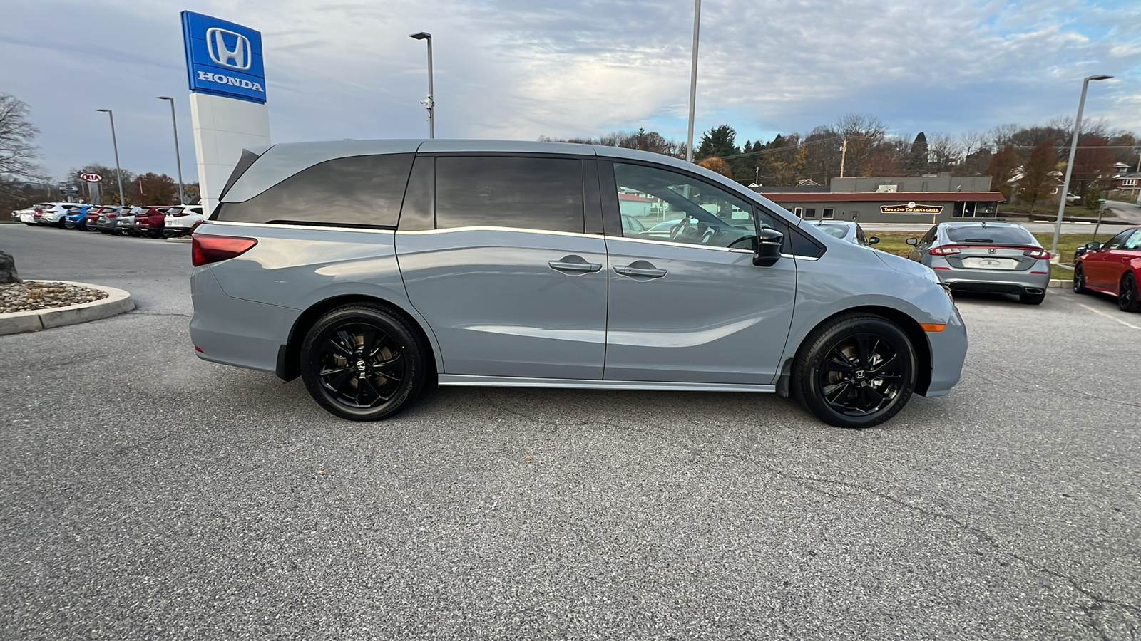 2023 Honda Odyssey Sport 3