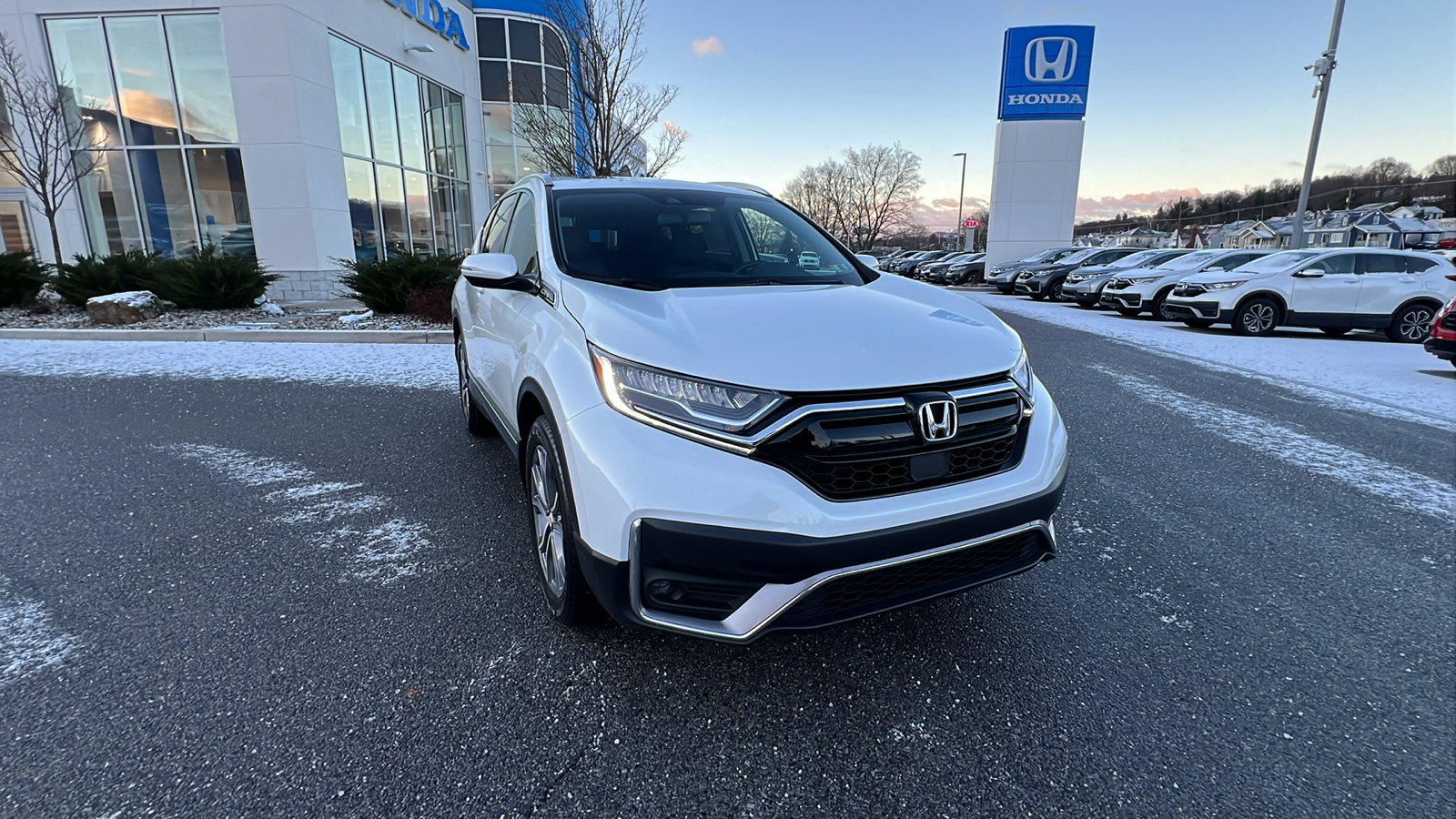 2022 Honda CR-V Touring 2