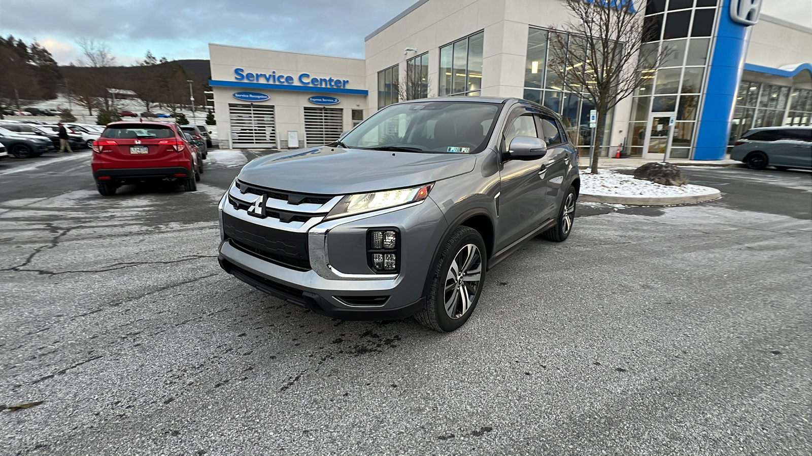 2023 Mitsubishi Outlander Sport 2.0 SE 8