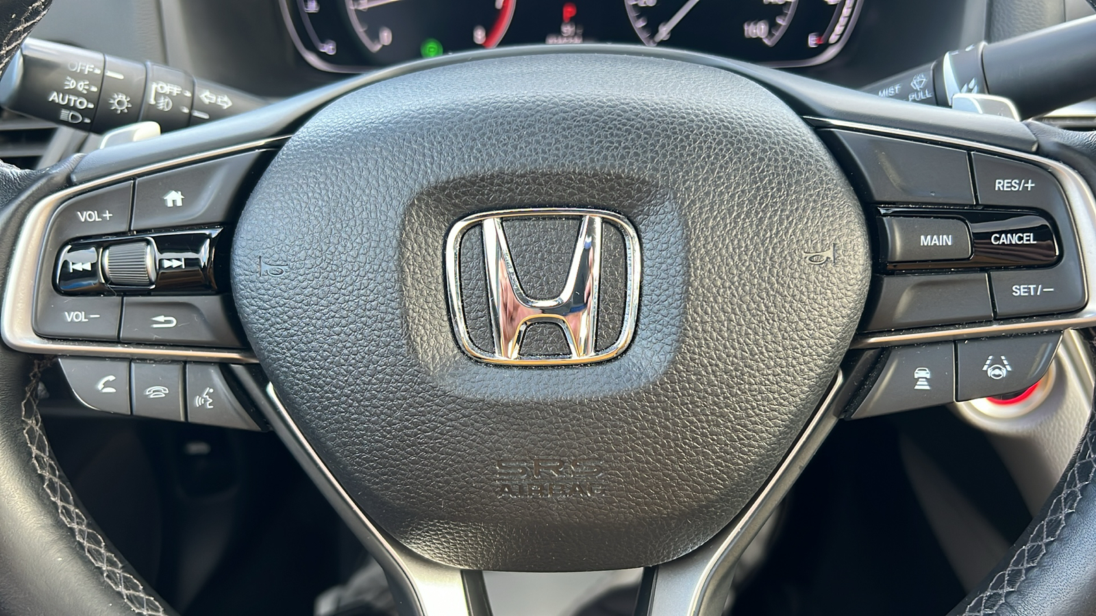 2018 Honda Accord EX-L 2.0T 28