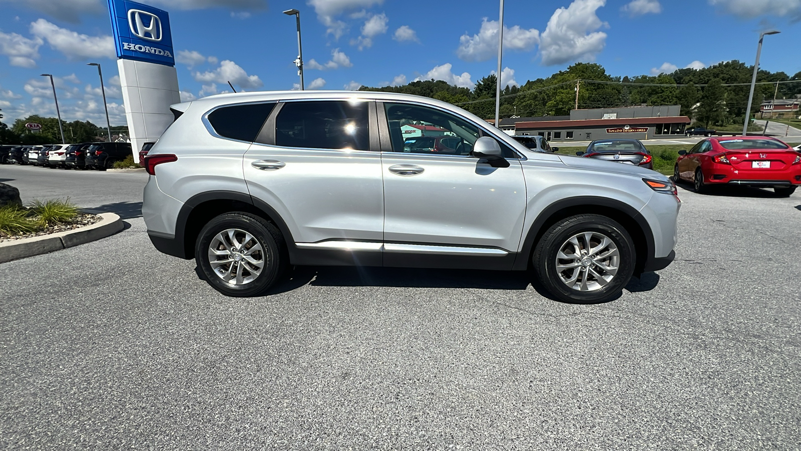 2019 Hyundai Santa Fe SE 2.4 3