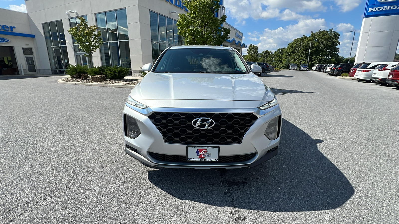 2019 Hyundai Santa Fe SE 2.4 9