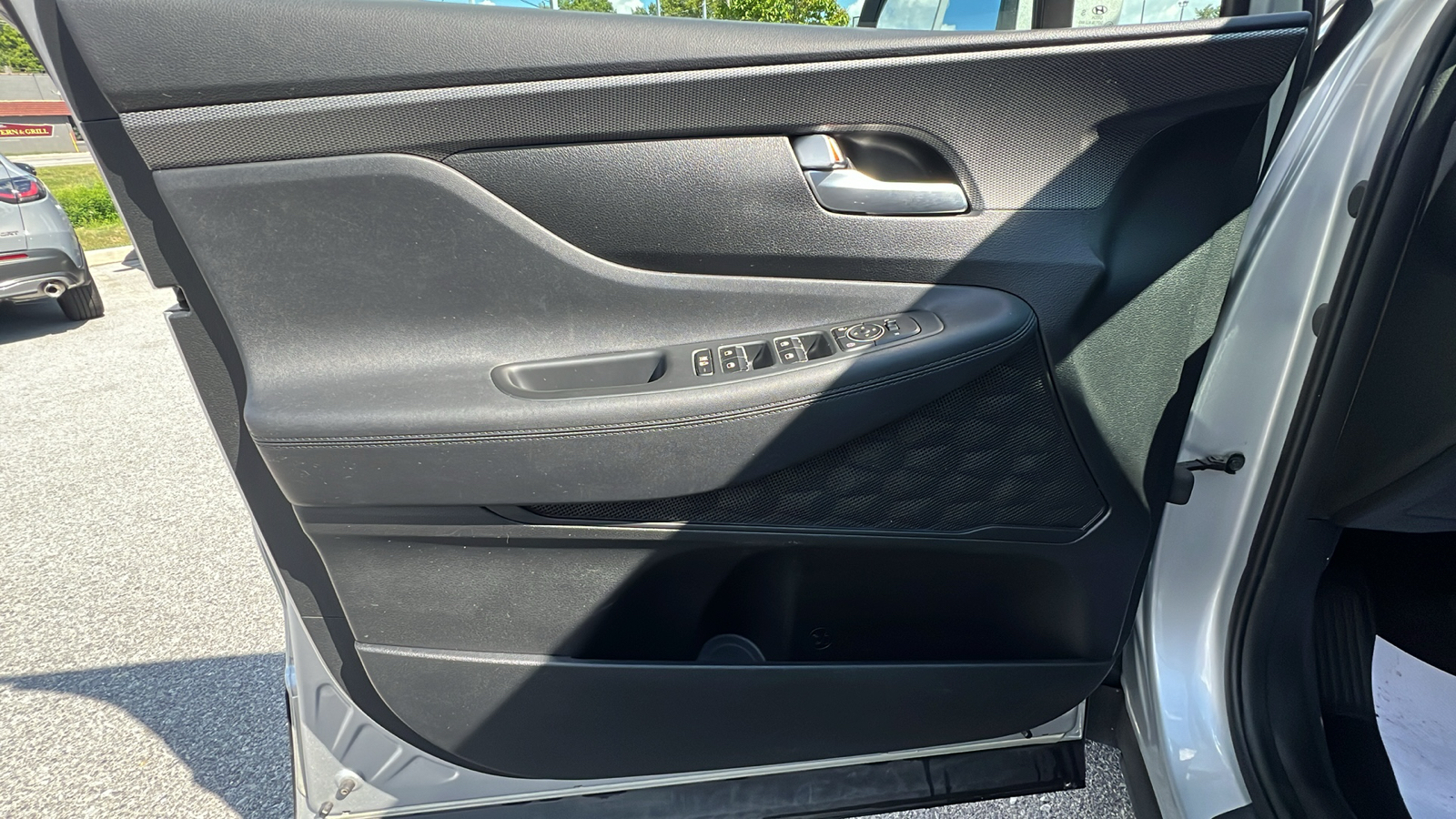 2019 Hyundai Santa Fe SE 2.4 21