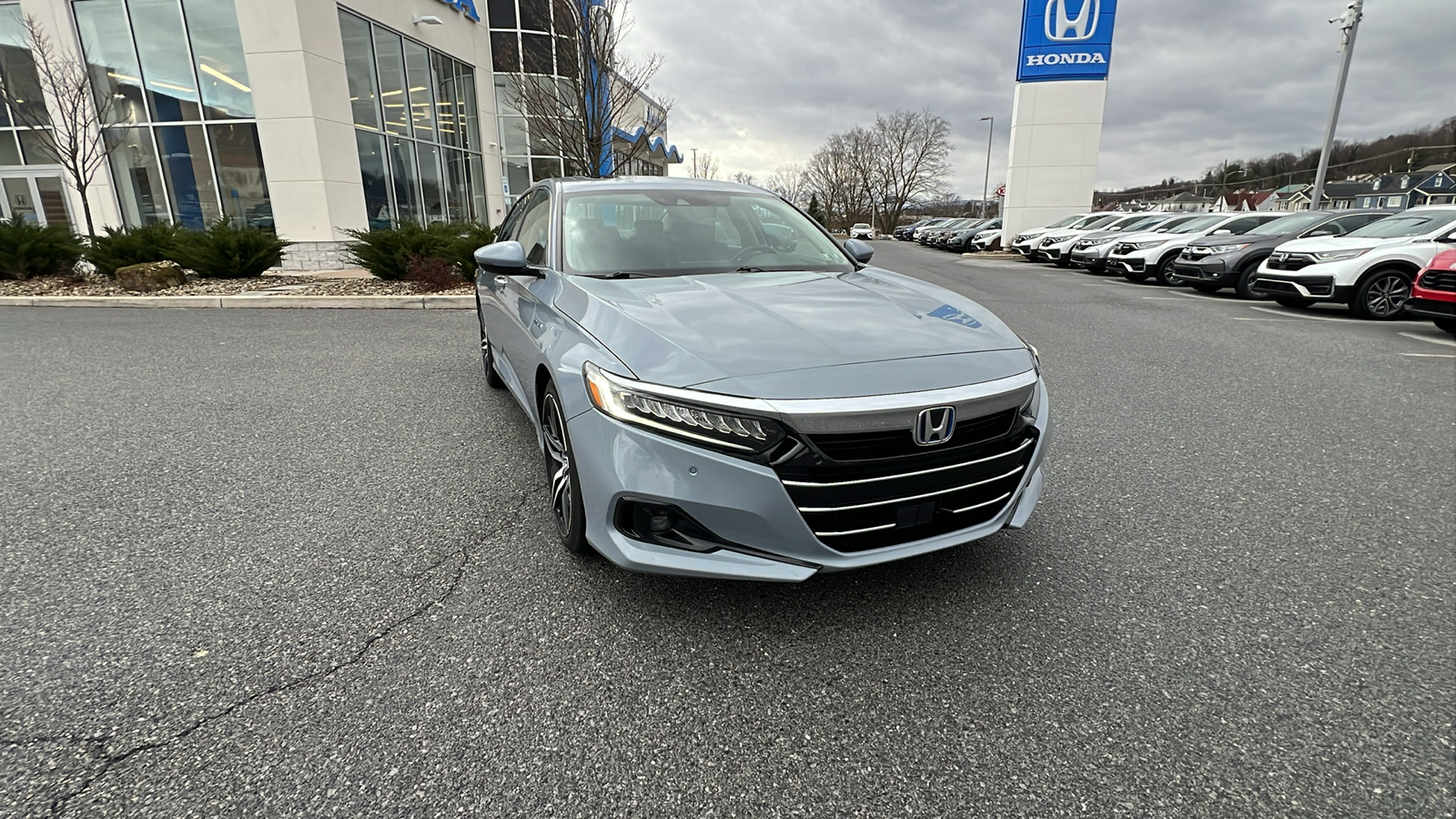 2021 Honda Accord Hybrid Touring 2