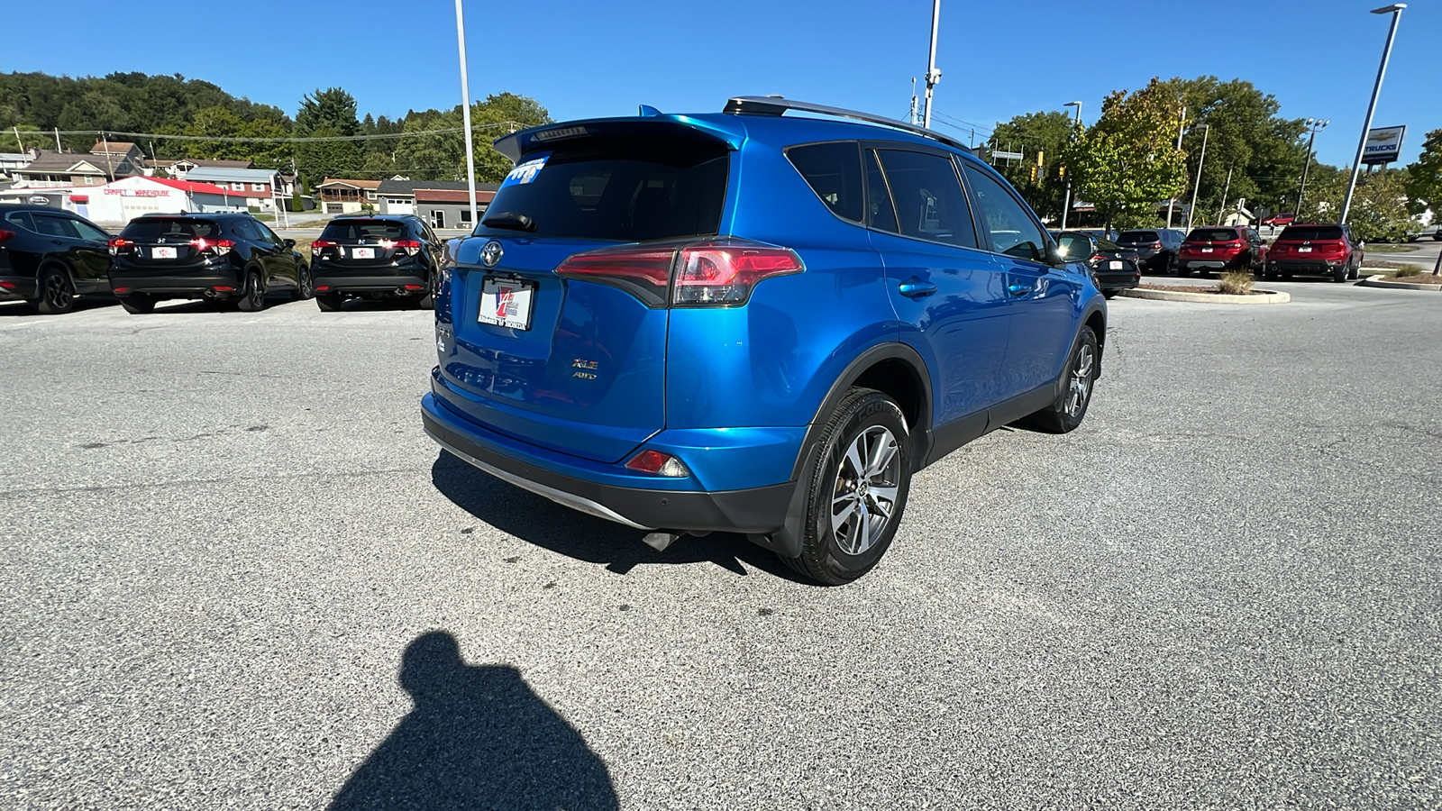 2017 Toyota RAV4 XLE 4