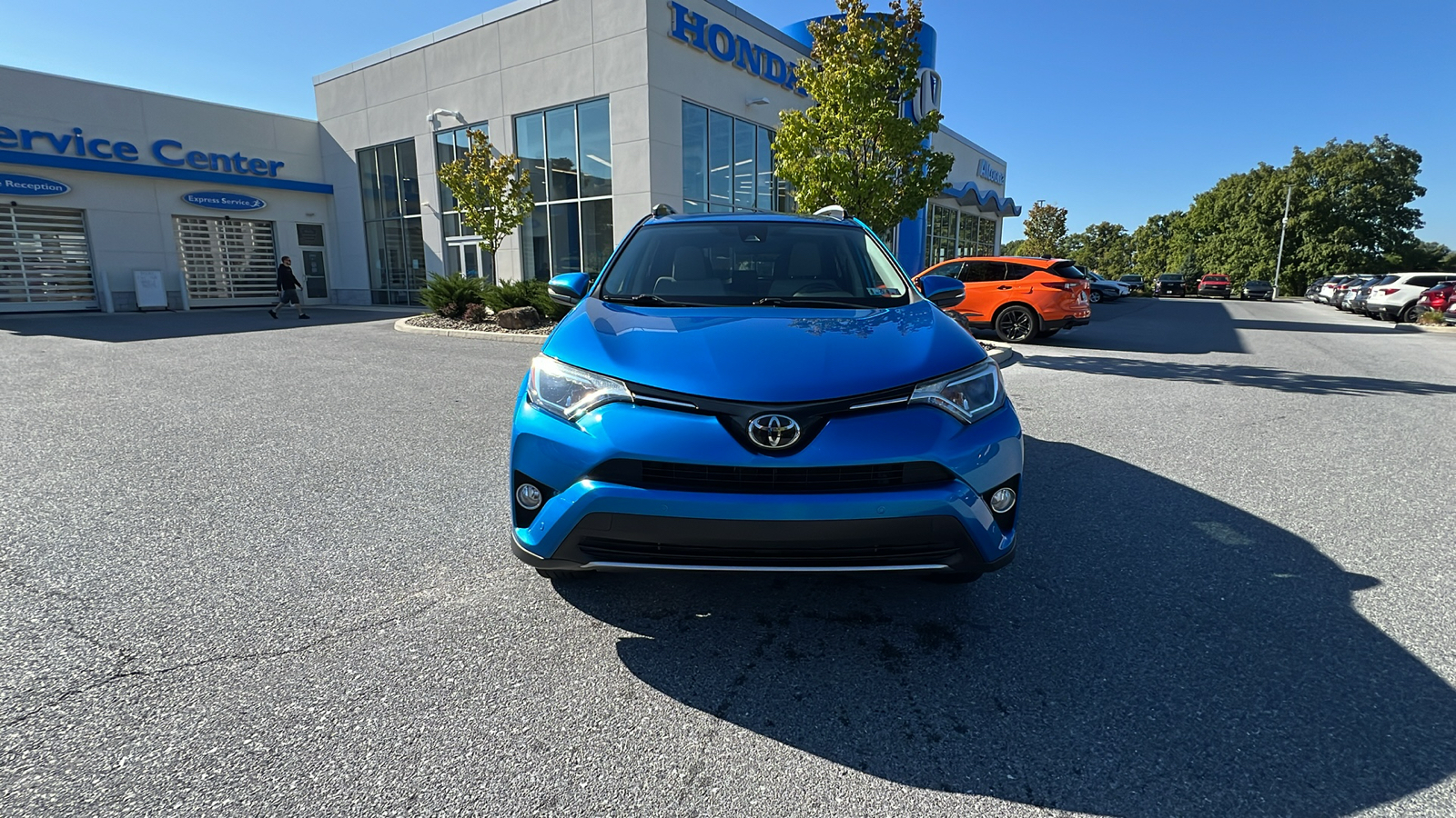 2017 Toyota RAV4 XLE 9