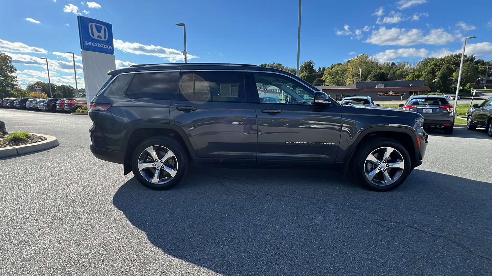 2021 Jeep Grand Cherokee L Limited 3