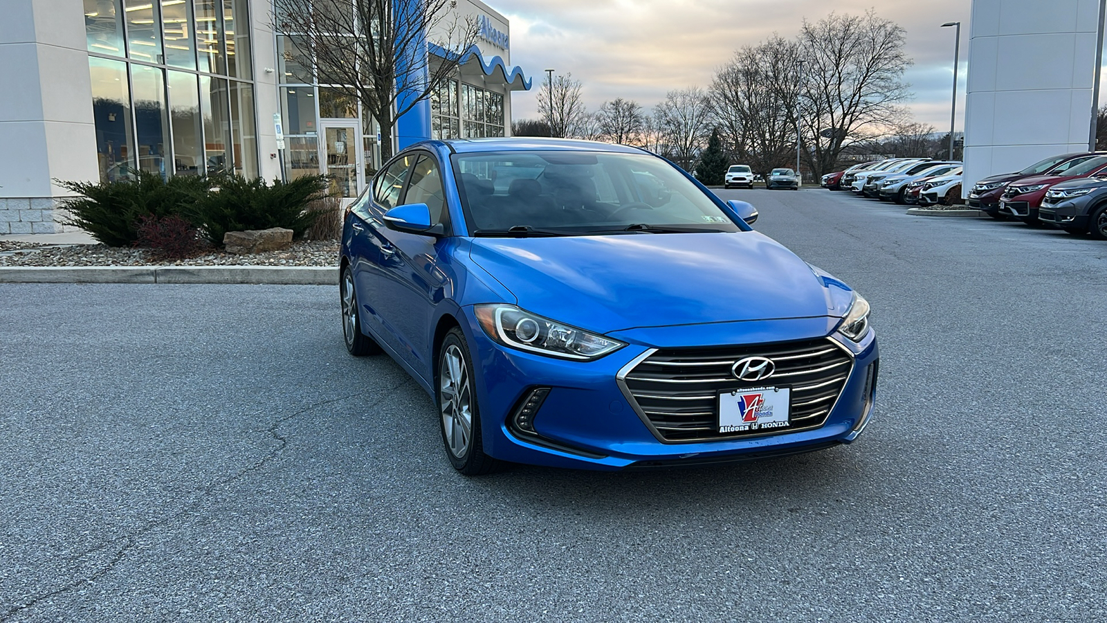 2017 Hyundai Elantra Limited 1