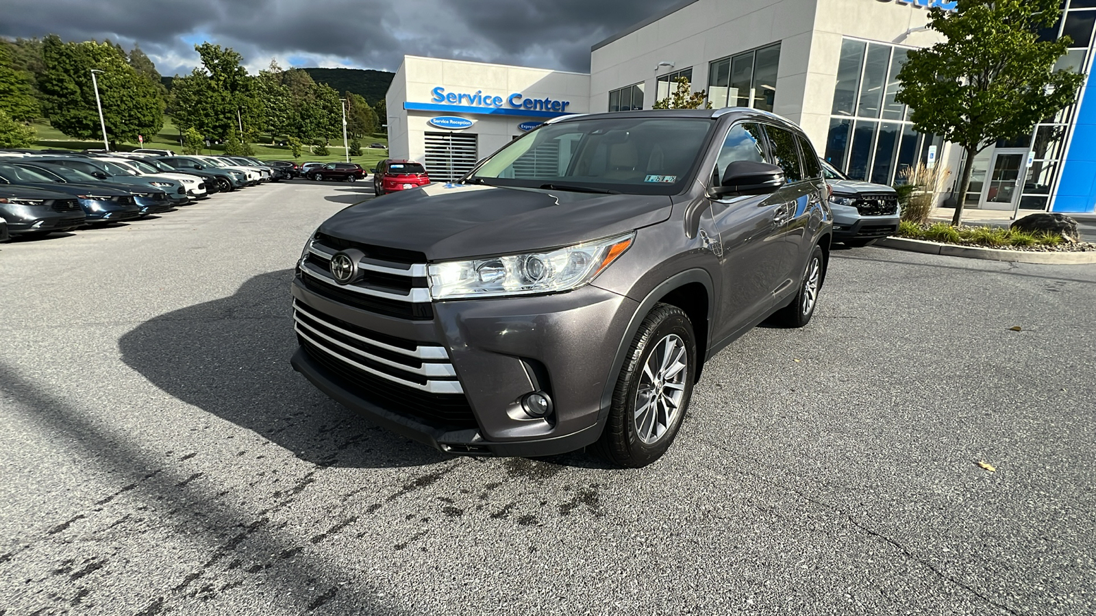 2019 Toyota Highlander XLE 8