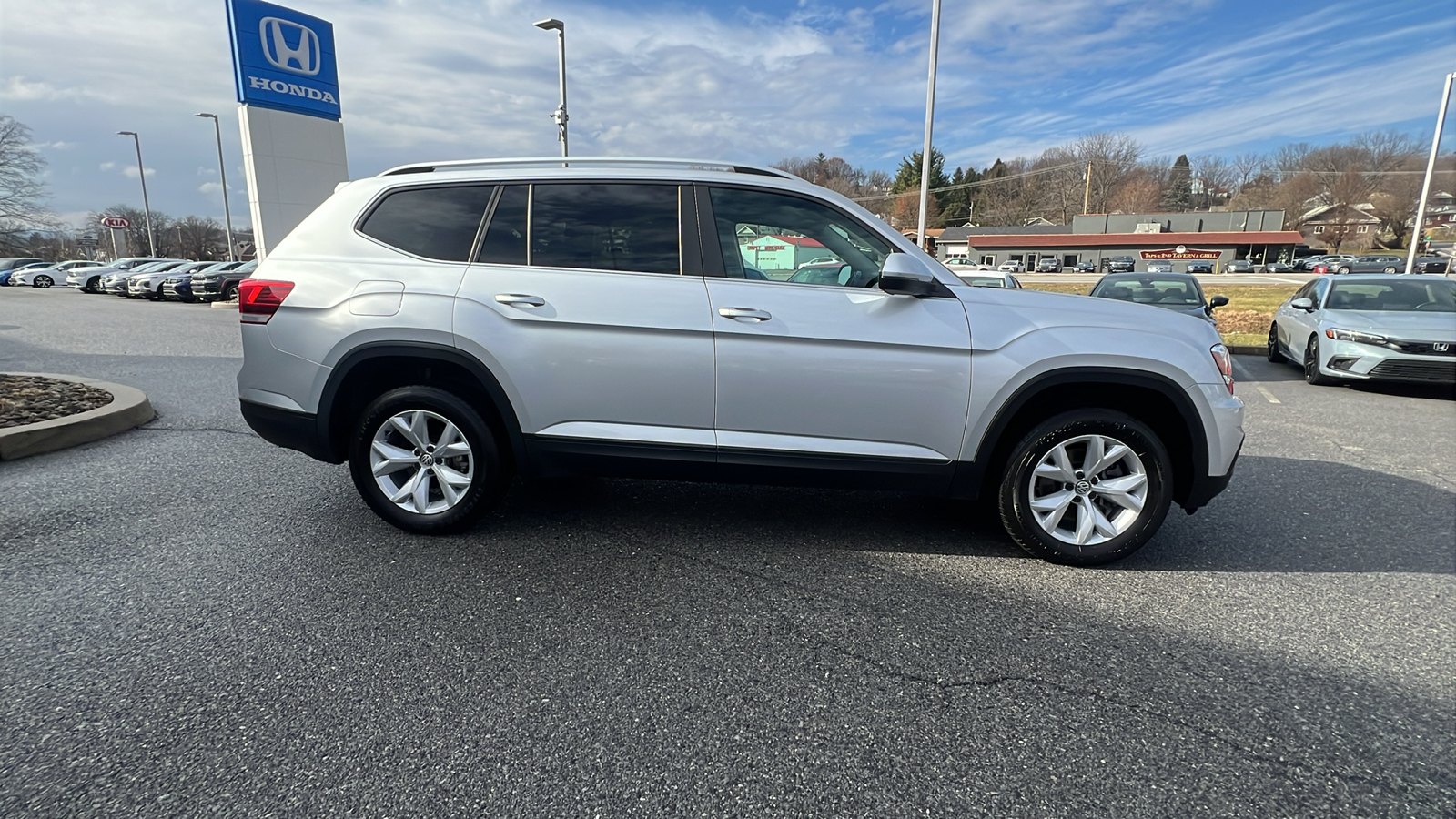 2018 Volkswagen Atlas 3.6L V6 SE 3