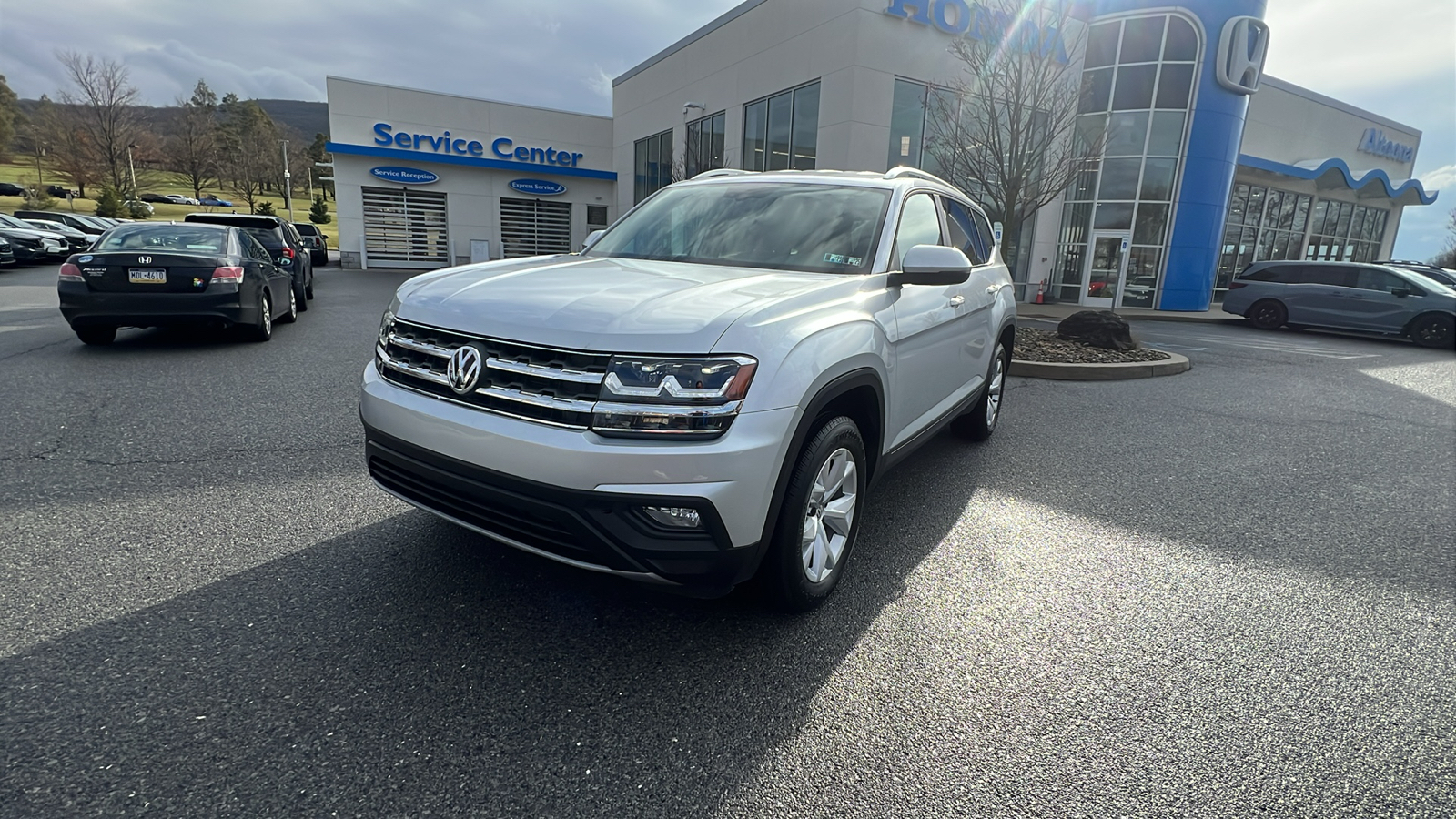 2018 Volkswagen Atlas 3.6L V6 SE 8