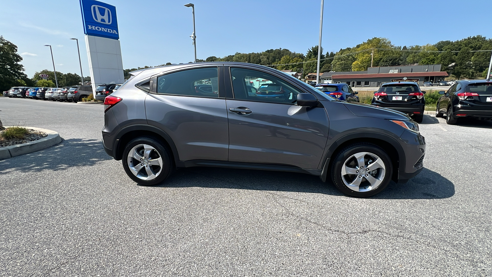 2022 Honda HR-V LX 3