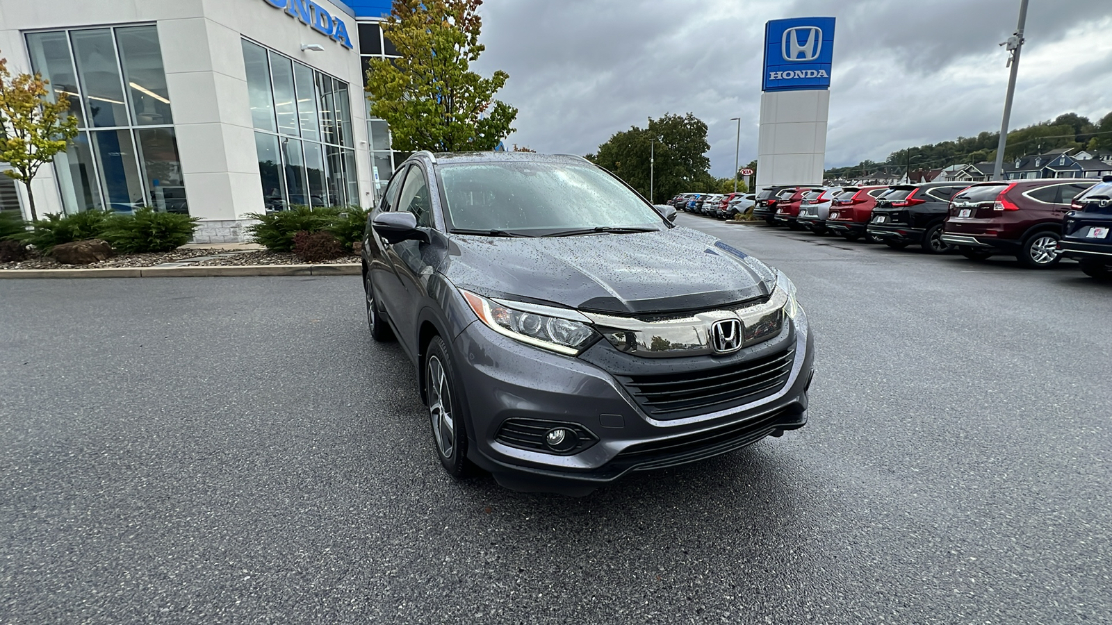 2021 Honda HR-V EX 2