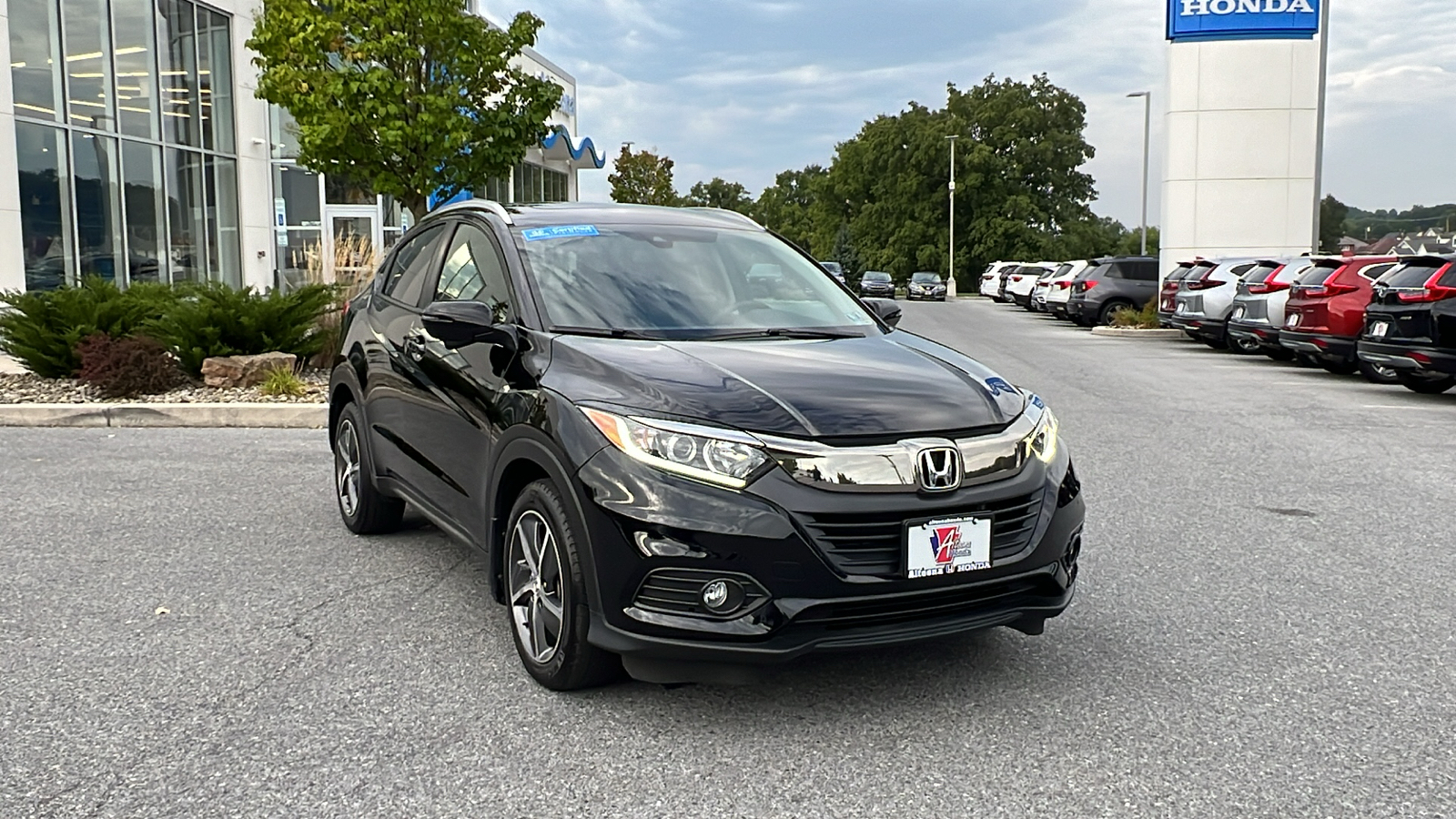 2022 Honda HR-V EX-L 1