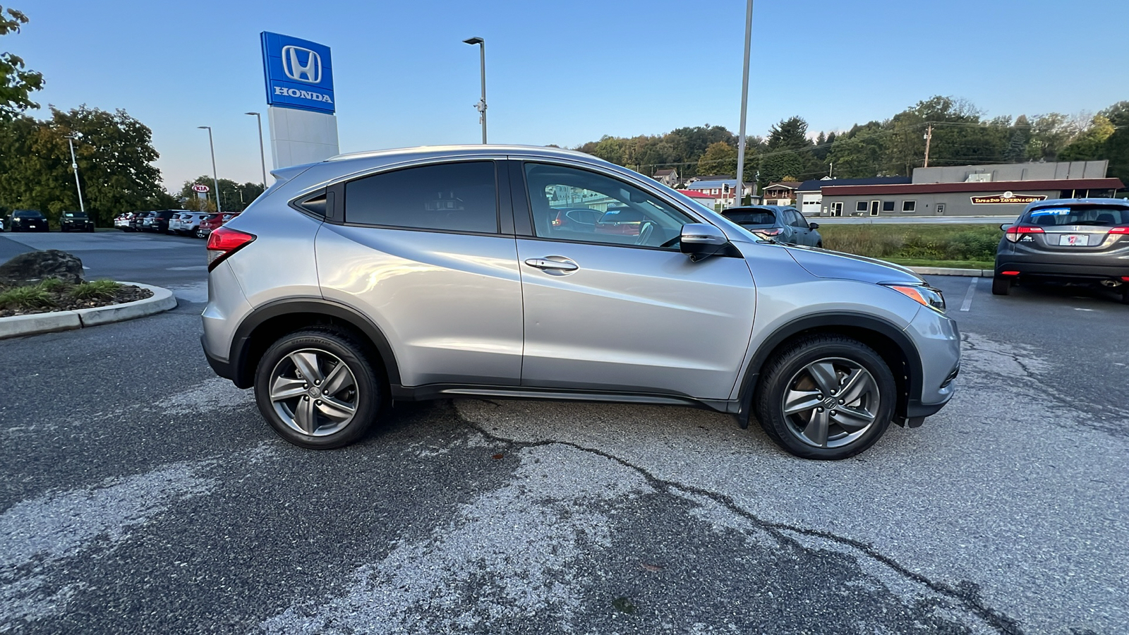 2019 Honda HR-V EX-L 3